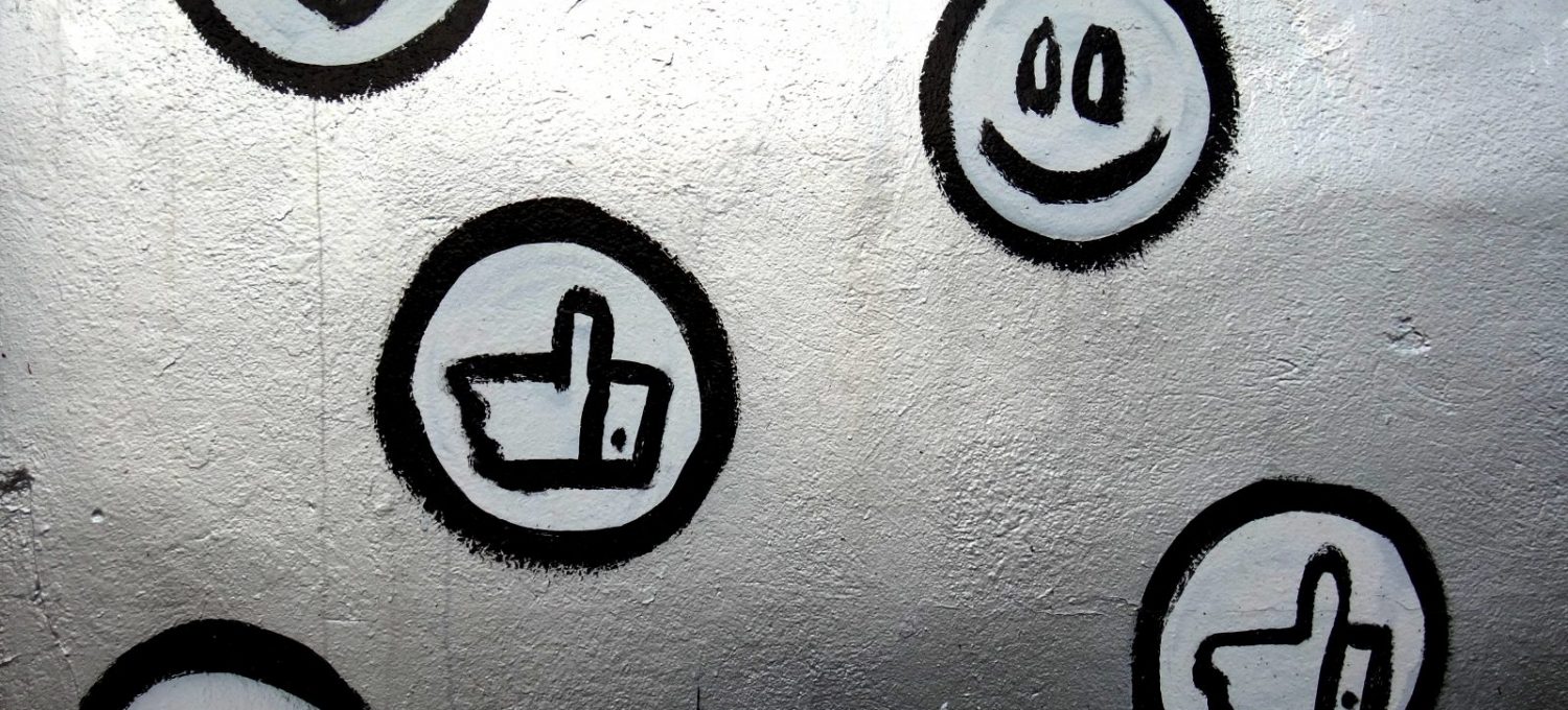 Facebook sau Feedback?